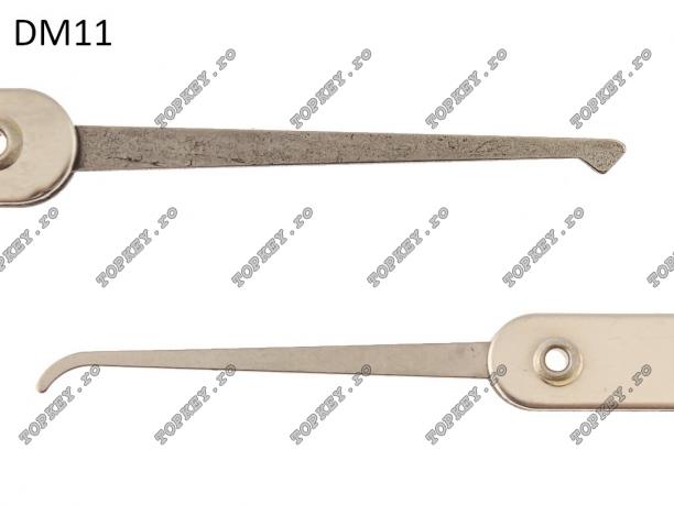 Instrument bilateral pentru a debloca cilindrii.