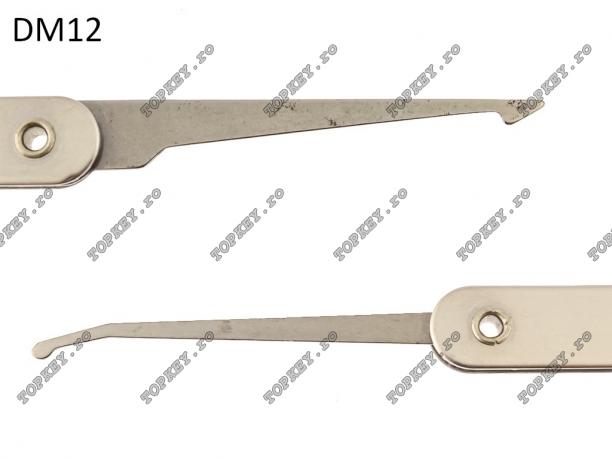 Instrument bilateral pentru a debloca cilindrii.