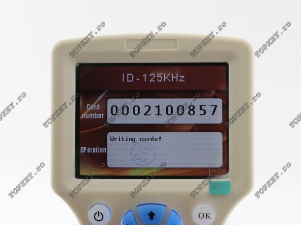 Super RFID Duplicator – pentru tag-uri pe 13,56MHz și alte modele RFID de TOPKEY.ro Super RFID Duplicator – pentru tag-uri pe 13,56MHz și alte modele RFID