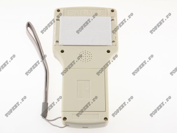 Super RFID Duplicator – pentru tag-uri pe 13,56MHz și alte modele RFID de TOPKEY.ro Super RFID Duplicator – pentru tag-uri pe 13,56MHz și alte modele RFID